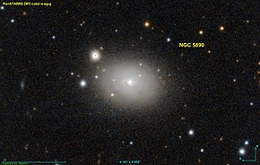Слика од галаксијата NGC 5890