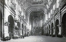 Pre-war baroque interior Napoli, Chiesa di Santa Chiara, interno verso l'altare.jpg