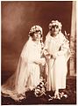 Niñas en Ceremonia de Primera Comunión años '30. En la foto las hermanas Mirta y Nelly Mouliá.jpg