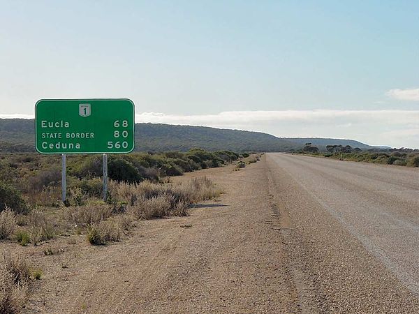 A road sign displaying the distance from Eucla and Ceduna (Regarding the information on the road sign, this stretch of the Eyre Highway lies not in th