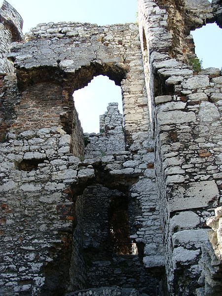 File:Ogrodzieniec, - Zamek Ogrodzieniec ruina zamku, XIV, XVI J.JPG