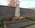 wikimedia_commons=File:Oorlogsmonument_WO_I_en_WO_II_te_Sint-Eloois-Vijve.jpg