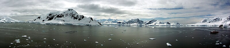 File:Panorama from the top (24681694436).jpg