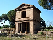 Tomb of the Valerii Parco Tombe della Via Latina 11.JPG