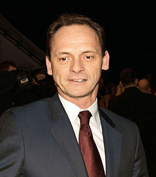 <span class="mw-page-title-main">Perry Fenwick</span> English actor (b. 1962)