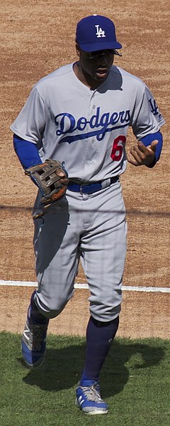 File:Phillies vs Dodgers 2017 38.jpg