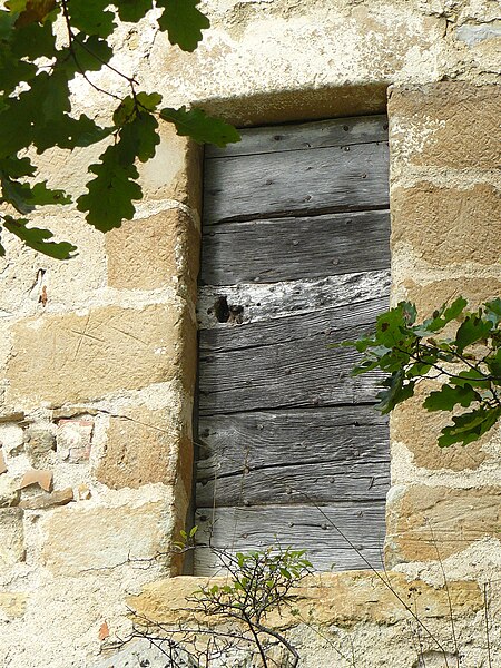 File:Pigeonnier abbaye de Beaulieu - 04.jpg