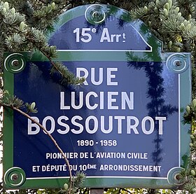 Voir la plaque.