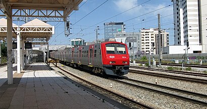 Como chegar a Estação De Entrecampos através de transportes públicos - Acerca do local