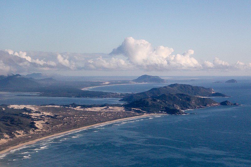 File:Regiao Leste da Ilha de Santa Catarina.jpg