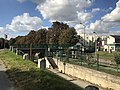 Reims Pont Huon sur canal Aisne à Marne.jpg