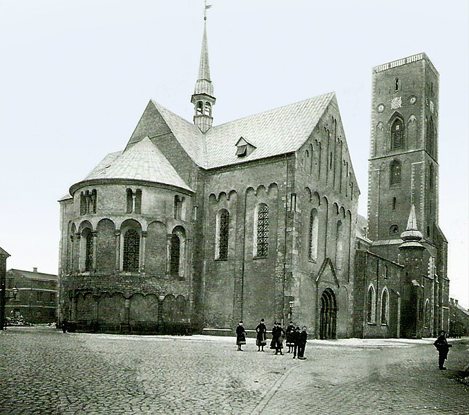 File:Ribe Domkirke 1892.jpg