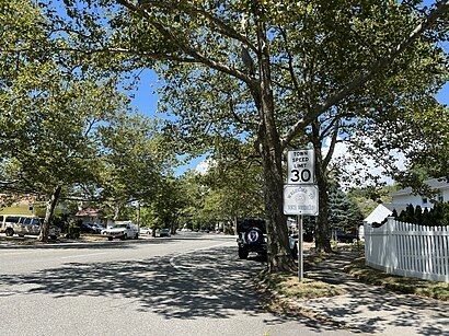 Cómo llegar a North Woodmere, New York en transporte público - Sobre el lugar