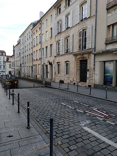 Comment aller à Rue Dom Calmet en transport en commun - A propos de cet endroit