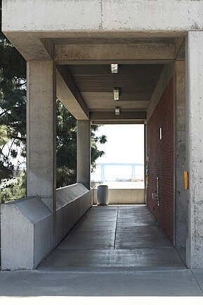 San Diego City College with San Diego-Coronado Bridge in the background. San Diego City College w San Diego-Coronado Bridge.JPG