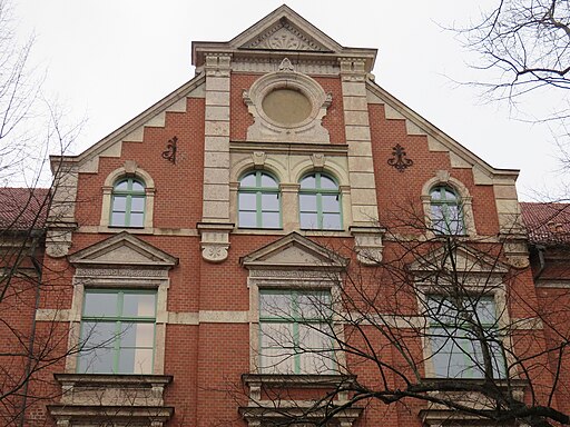 Schule, Ludwig-Richter-Straße 19. Bild 3