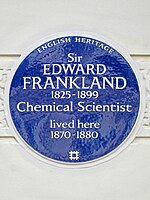 Sir EDWARD FRANKLAND 1825-1899 Kimia Ilmuwan tinggal di sini 1870-1880.jpg