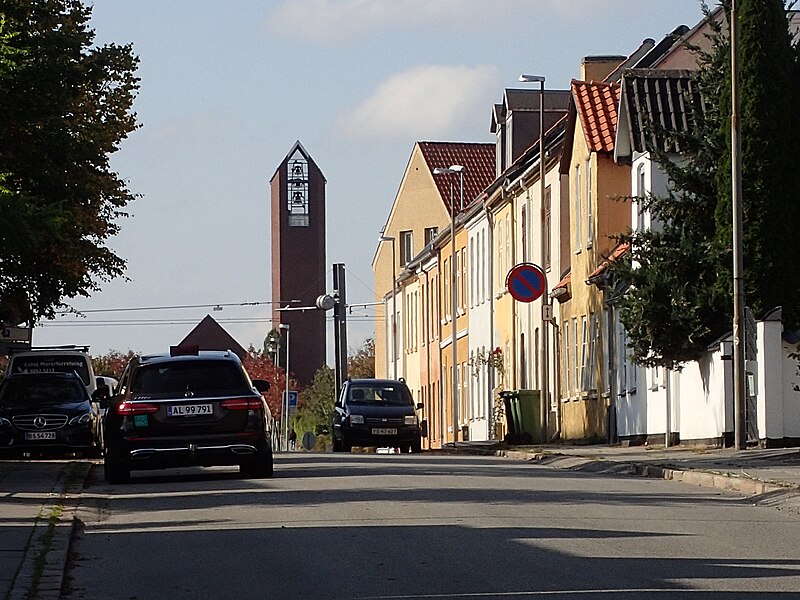 File:Skovvangsvej.jpg