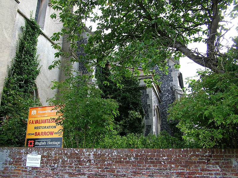 File:South side of Ickworth Church - geograph.org.uk - 1990089.jpg