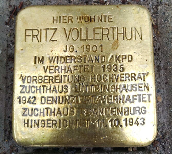 File:Stolperstein Fritz Vollerthun.jpg