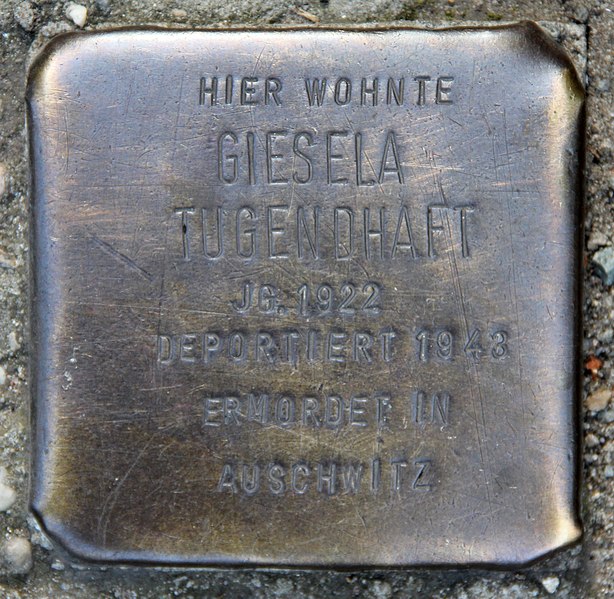 File:Stolperstein Strausberger Str 39 (Frhai) Giesela Tugendhaft.jpg