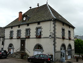 Das Rathaus in Tauves