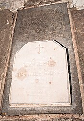 Located in an Armenian Church, the oldest Christian tombstone in Calcutta belongs to Rezabeebeh, who died on 11 July 1630. The tomb of Rezabeebeh.jpg