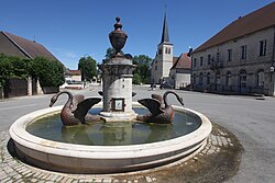 Thervay, fontaine - img 43727.jpg