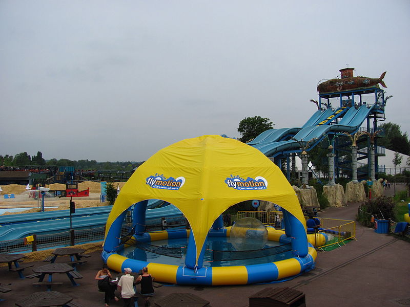 File:Thorpe Park fly motion.jpg