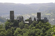 View of the castle from the Bleidenberg at Oberfell Thurant vom Bleidenberg.jpg