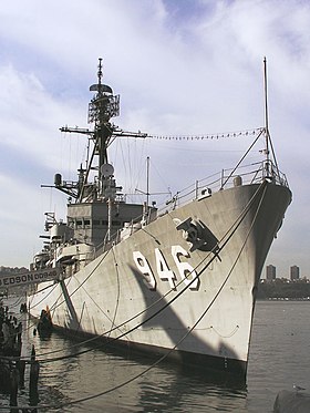 illustration de USS Edson (DD-946)