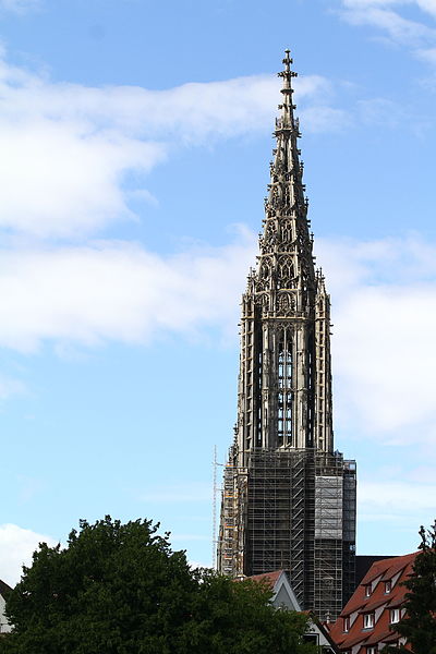 File:Ulmer Münster Turm (2015-07).jpg
