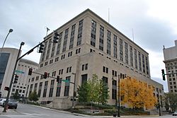 Gedung Pengadilan amerika Serikat dan Kantor Pos (Kansas City, Missouri) 0176.jpg