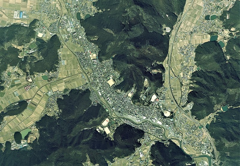 File:Unomachi district Seiyo city Aerial photograph.2013.jpg