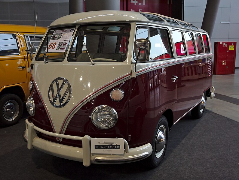 File:VW T1 Samba 1X7A8155.jpg