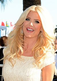 Victoria Silvstedt Cannes 2015. jpg