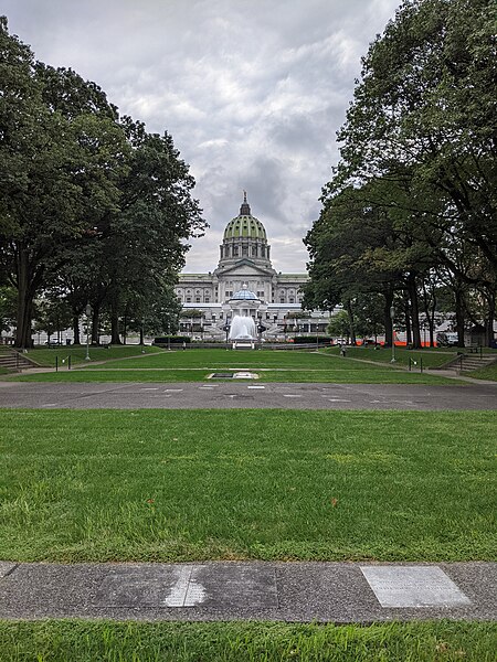 File:View of Capitol from PA's Medal of Honor Recipients Memorial.jpg