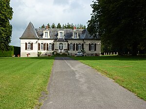 Watigny (Aisne) château de la Cloperie.jpg