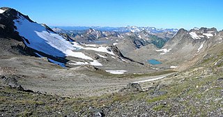 White Chuck Glacier v 2006; ledovec ustoupil o 1,9 km