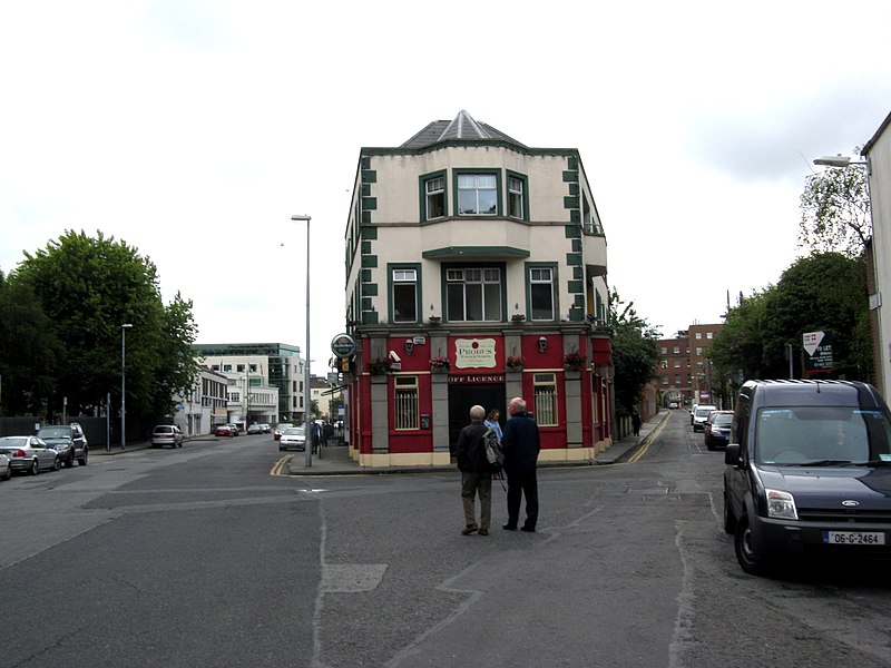 File:'Probus' off-licence - geograph.org.uk - 2504694.jpg