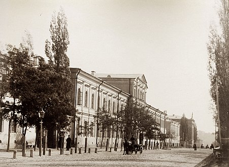 Політехнікум зв'язку збудують ліворуч від Другої київської гімназії. Фото 1880-х років