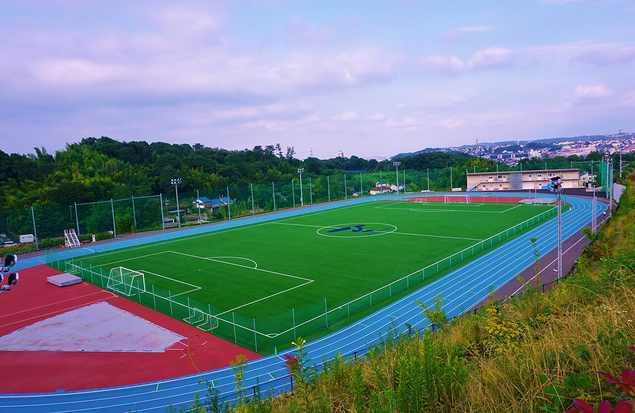 ファイル 帝京大学 陸上競技場 Jpg Wikipedia