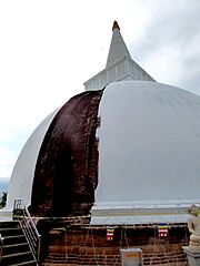 Das Innere der Stupa