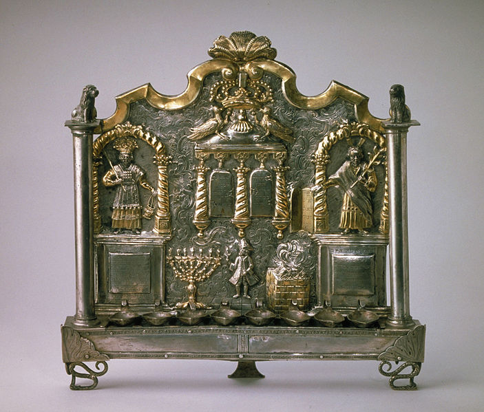 File:18th century Hanukkah lamp from Breslau, Germany (today Wroclaw, Poland) - Musée d'Art et d'Histoire du Judaïsme.jpg