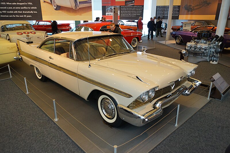 File:1958 Plymouth Fury (31659523451).jpg