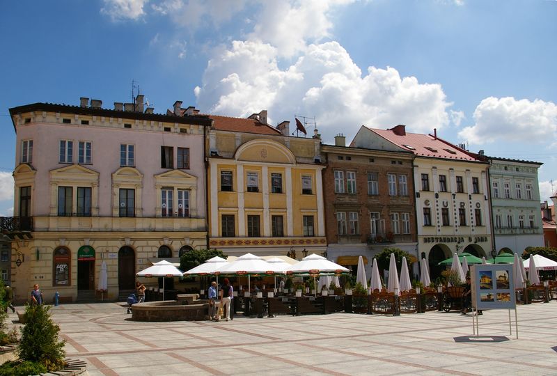 File:20080708 Rynek w Tarnowie 4155.jpg