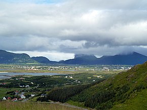 2010-08-03 - Leknes - Vestvågøy - Lofoten - panorama.jpg