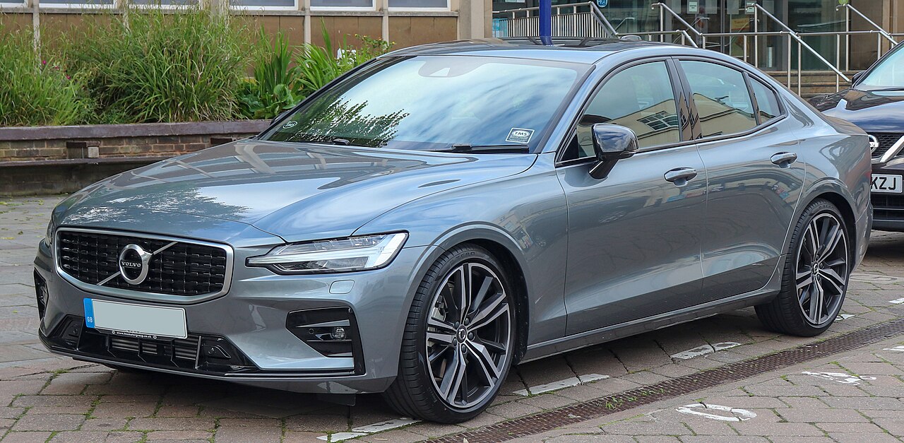 Image of 2019 Volvo S60 R-Design Edition T5 Automatic 2.0 Front