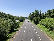 Interstate 287 southbound in Harding Township 2021-06-30 11 39 07 View south along the southbound lanes of Interstate 287 from the overpass for Morris County Route 646 (Glen Alpin Road) in Harding Township, Morris County, New Jersey.jpg