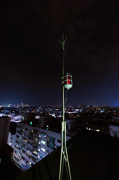 File:2021-11-02 Lightning rod on a building in Zhongli, Taiwan.jpg